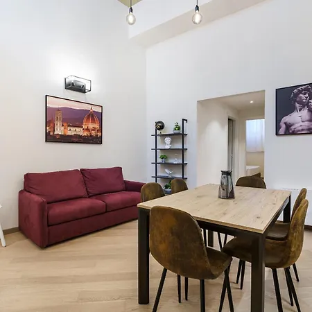 Alinari Boutique Adapartment Collection Florenz