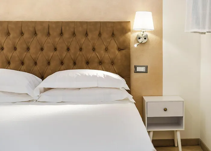 Alinari Boutique Adapartment Collection * Florenz